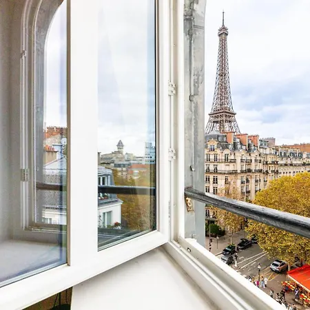 Guestready - Escape With Eiffel Views Appartamento *